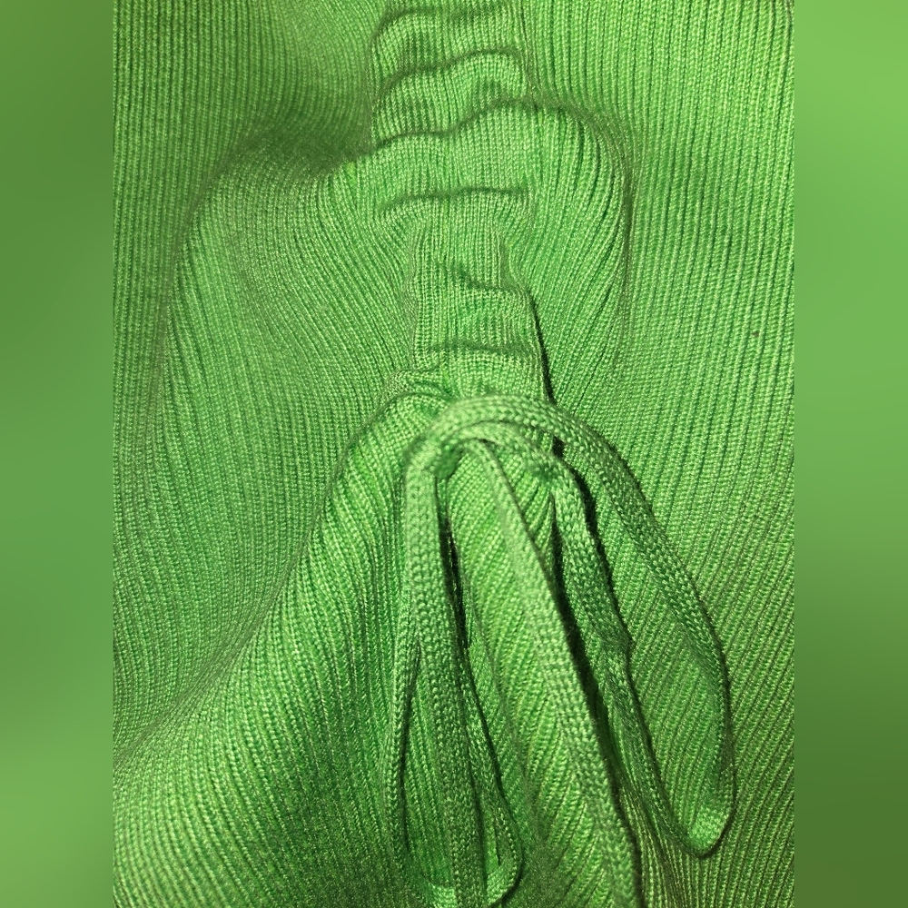 Green Ribbed Knit Top - Picture 2 of 2